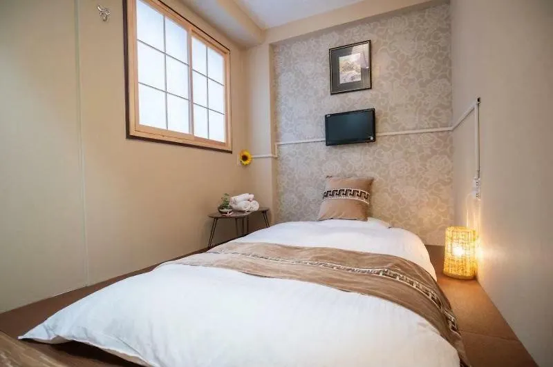 Hotel Himawari Osaca 2*,